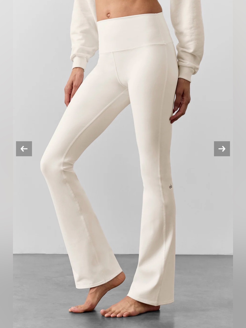 ALO Airbrush High-Waist Bootcut Legging in Ivory